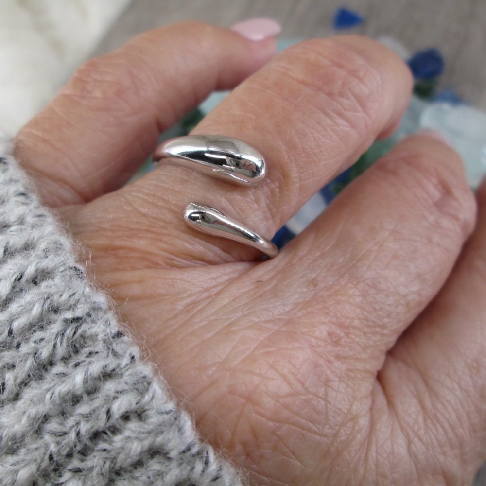 Double SWIRL Ring,925 Sterling ring,Sterling Swirl ring,Women's Statement ring